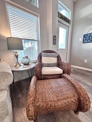 Smart TV - Salty Seashell, 3 Bedroom, Balcony Ocean View, Pool (Corpus Christi)