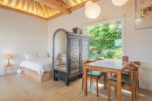Basic Room, 1 Bedroom (Yeongwol Stay) - Gangneung Orabdori Hanok Pension (Gangneung)