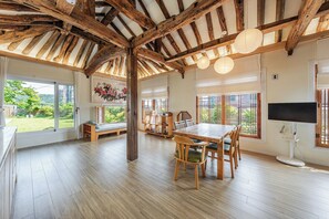 Basic Room, 1 Bedroom (Yangyang Stay) - Gangneung Orabdori Hanok Pension (Gangneung)