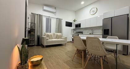 Charming Grecia Home - Pool + 5-min Walk to Center