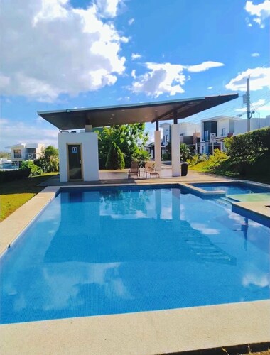 Charming Grecia Home - Pool + 5-min Walk to Center