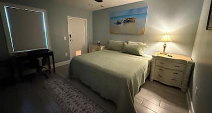 Cozy 2-bedroom house in lovely Marietta with AC