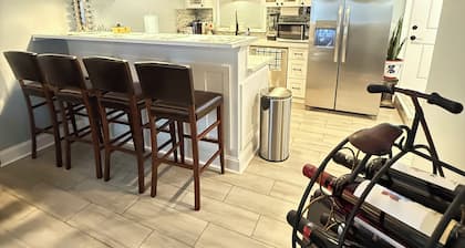 Cozy 2-bedroom house in lovely Marietta with AC