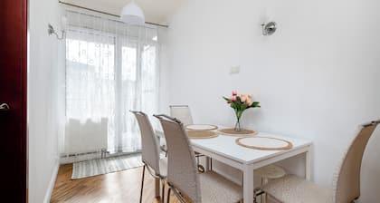 Rolnicza Spacious Apartment