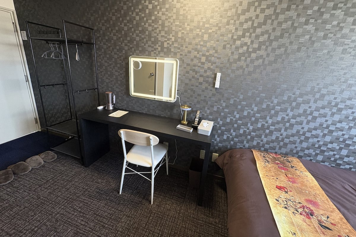 베이직 트윈룸, 시내 전망