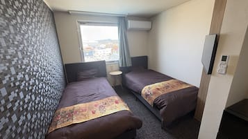 Basic Twin Room, City View