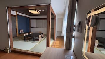 Suite Deluxe, vistas a la ciudad | Interior