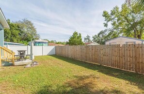 Property grounds - The Oasis on Waters -New Home (Tampa)