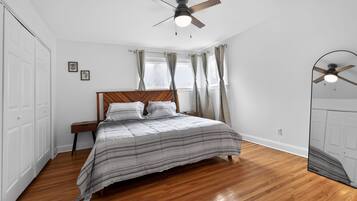 Iron/ironing board, WiFi, bed sheets