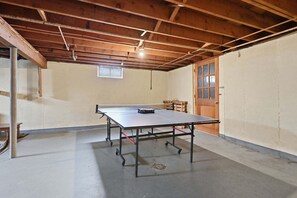 Spielezimmer