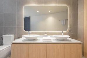 Suite Présidentielle, vue jardin | Salle de bain