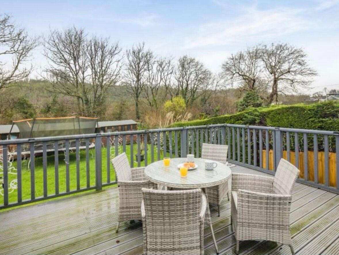 屋 外ダイニングエリア