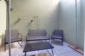 Terrace/patio - Central Brighton Apartment (Brighton)