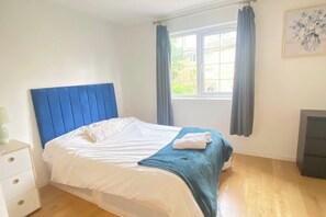 Unclassified image, 5 of 14, button - London Luxe 5-Bed House Retreat (London)