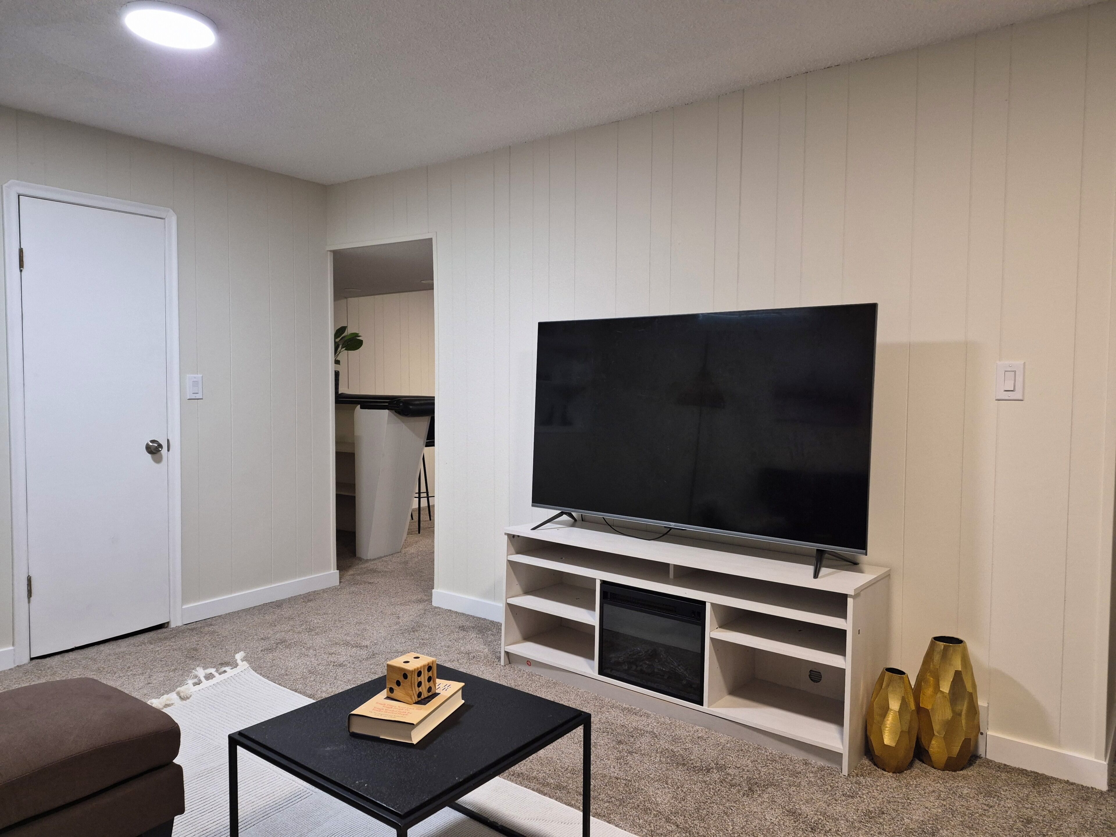 Bright And Cozy Private Suite Near  Airport - Regina