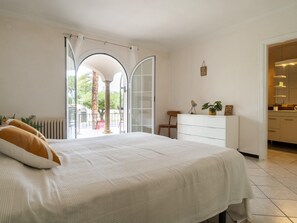 4 bedrooms - Ref. PALMERA: Beautiful villa with 4 bedrooms, large private swimming pool and air conditioning (Escala (L'))