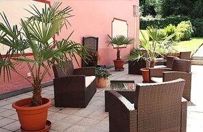 Terrace/patio - Hotel Schweizer-hof Baden Baden (Baden-Baden)