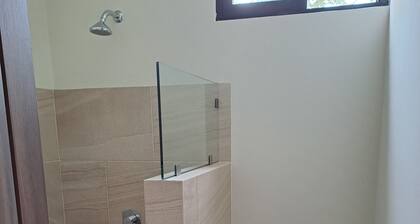 2-bedroom bed & breakfast in charming Cancun with AC