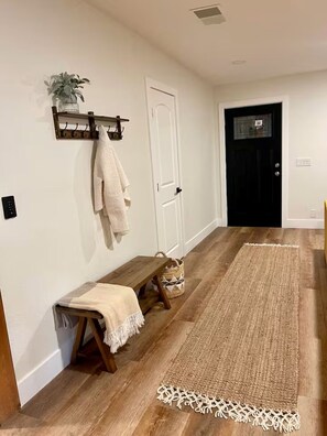 Interior - Wine Country Ranchette  Cozy & Family-Friendly (Paso Robles)