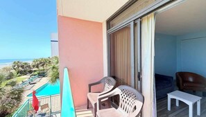 Property grounds - Direct Oceanfront 1BR – 3rd Floor Retreat (Myrtle Beach)