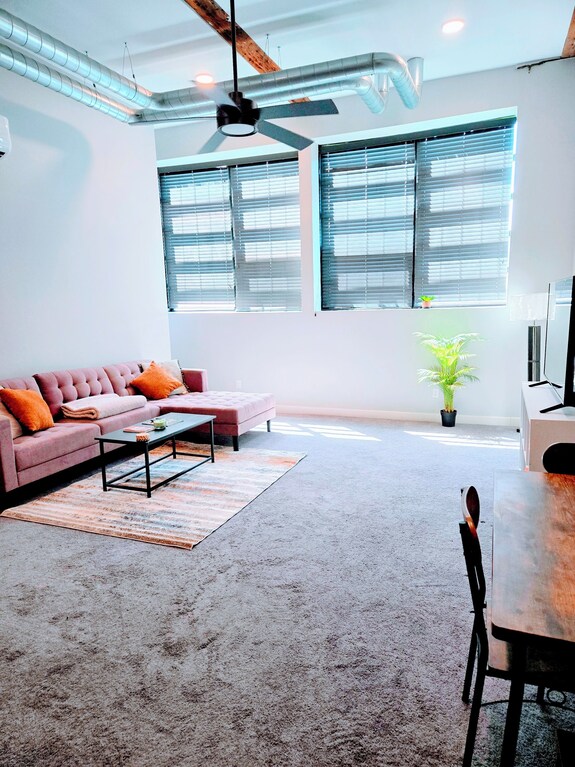 Historic Fed Hill Loft: Dining/nightlife/cafes + 24/7 Gym + Onsite Barbershop#10 - Providence, RI
