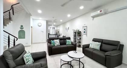Minimalist Family Homestay 4BR @ Kuah
