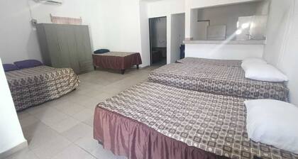 Casa Frente Gimnasio Municipal