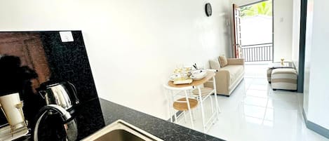 Restauration dans la chambre