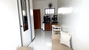 Classic Apartment | Living area