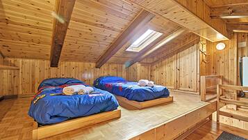 2 chambres, fer et planche Ă repasser, Wi-Fi gratuit, draps fournis