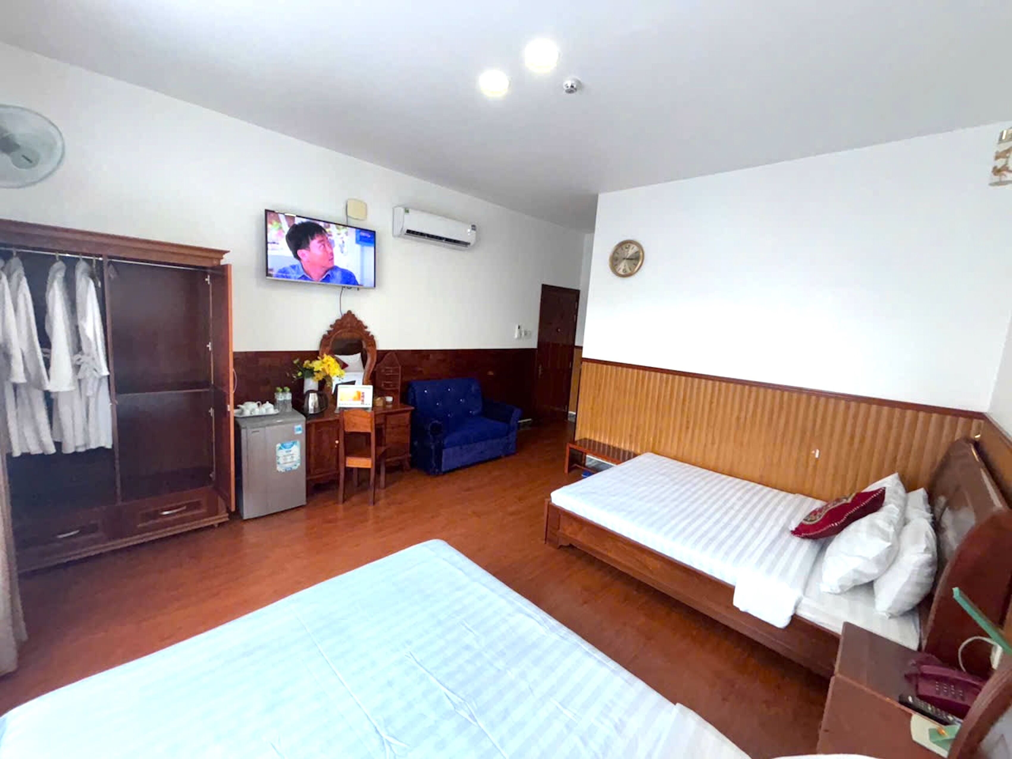 Classic Quadruple Room