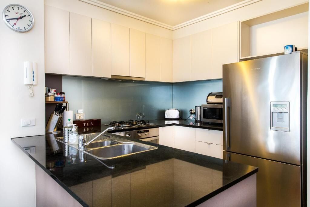 Deluxe Apartment, Balcony, City View | Private kitchen
