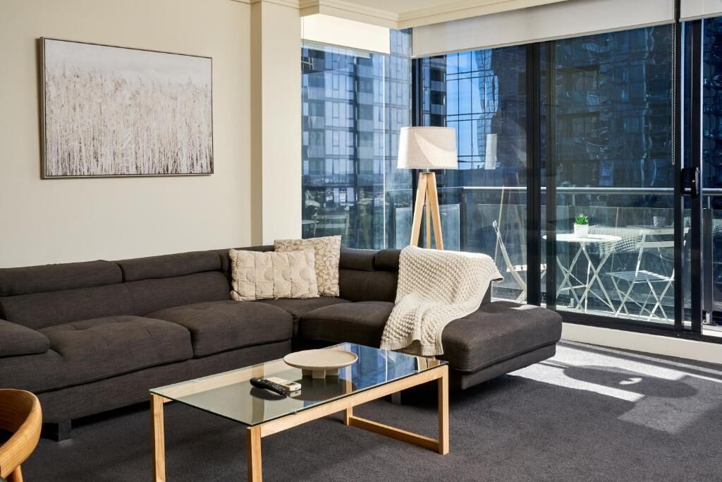 Deluxe Apartment, Balcony, City View | Living area