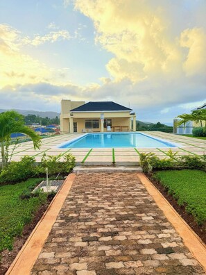 House, 3 Bedrooms, Patio | Pool | Outdoor pool - Island VYB Luxe Villa Ochi Rios With Solar System (Ocho Rios)