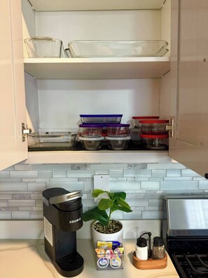House, 3 Bedrooms, Patio | Private kitchen - Island VYB Luxe Villa Ochi Rios With Solar System (Ocho Rios)