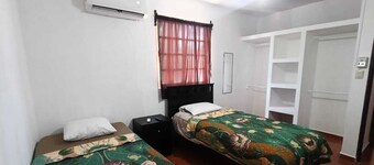  Casa Villegas B céntrica en Linares - WiFi 100MB y asador