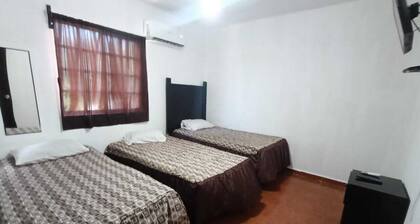 Casa Villegas B céntrica en Linares - WiFi 100MB y asador