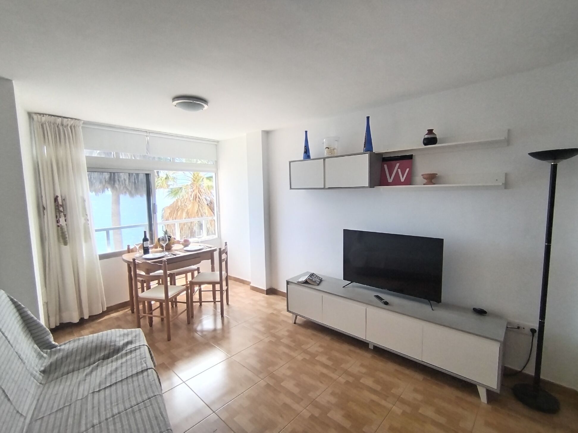 Una televisión