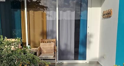 Kas di Veale - beautiful ground floor unit just steps from the ocean.
