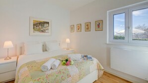 บ้านพักสำหรับครอบครัว, 2 ห้องนอน, เตาผิง, ติดภูเขา (La Cà Da Brè - Garden House with)