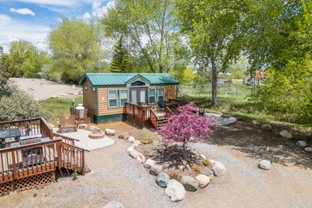 Familie huisje | Buiten dineren