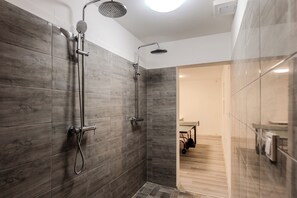 Family Apartment, Multiple Bedrooms, Refrigerator & Microwave (Káli Retreat Fitness and Relax 1) | Bathroom | Separate bathtub and shower, hair dryer, bidet, towels