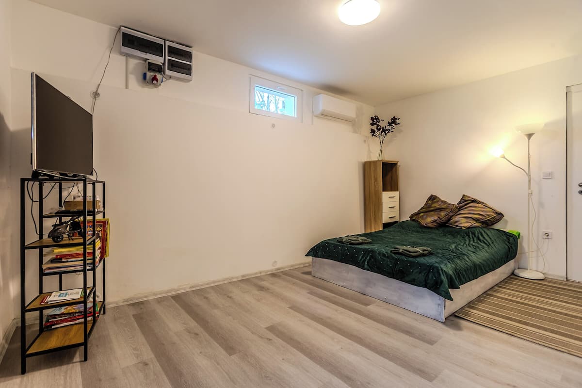 Family Apartment, Multiple Bedrooms (Káli Retreat Fitness and Relax 2)