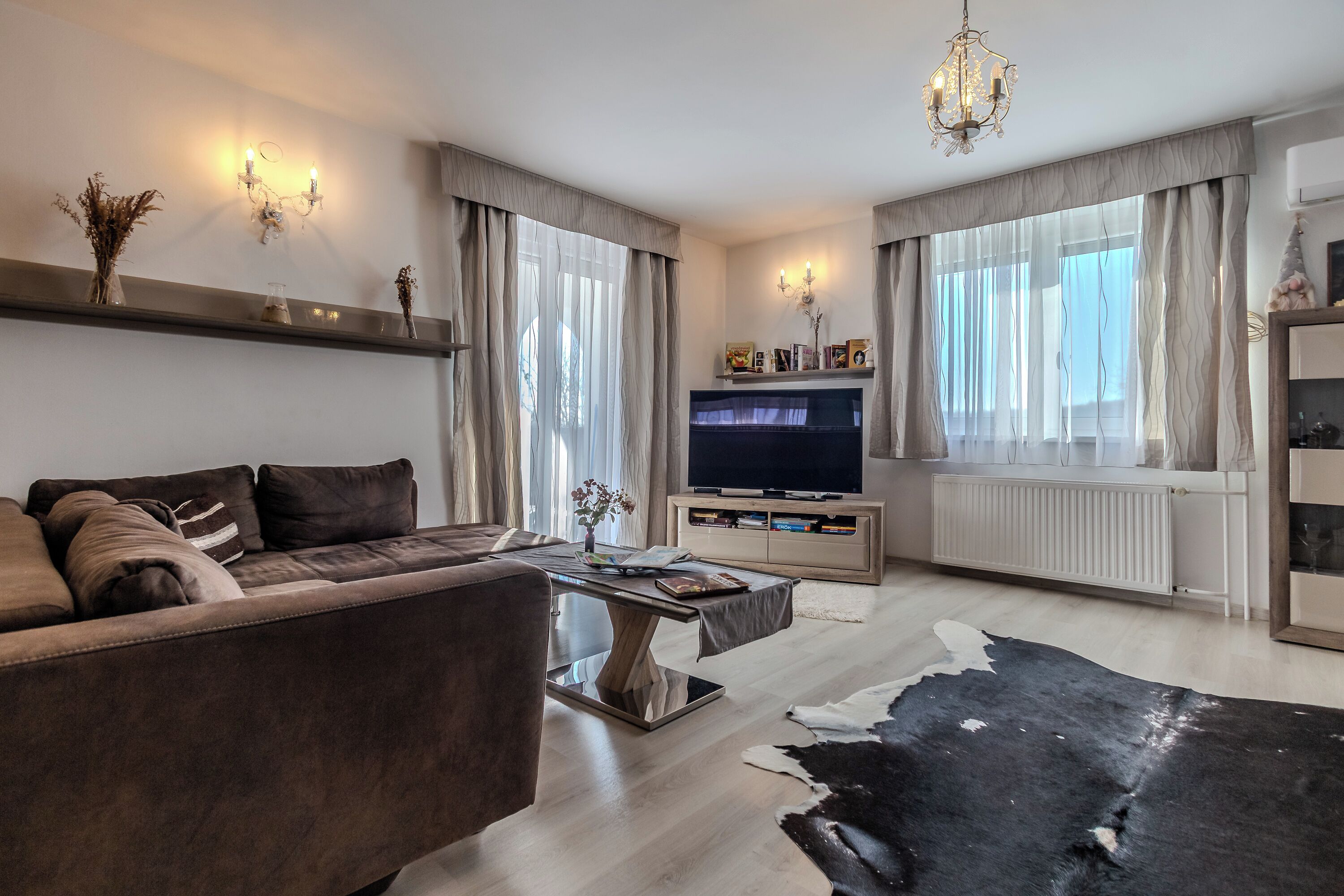 Family Apartment, Multiple Bedrooms, Refrigerator & Microwave (Káli Retreat Fitness and Relax 1) | Living area