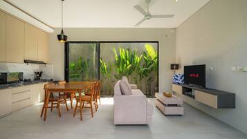 Superior Villa | Living room