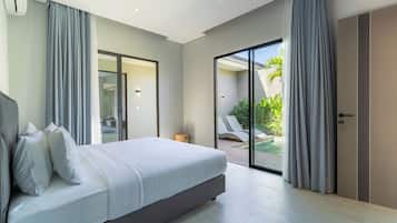 Superior Villa | Iron/ironing board, free WiFi