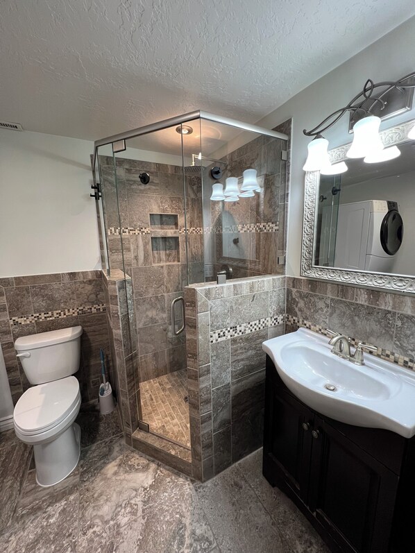 Shower, towels, soap, shampoo
