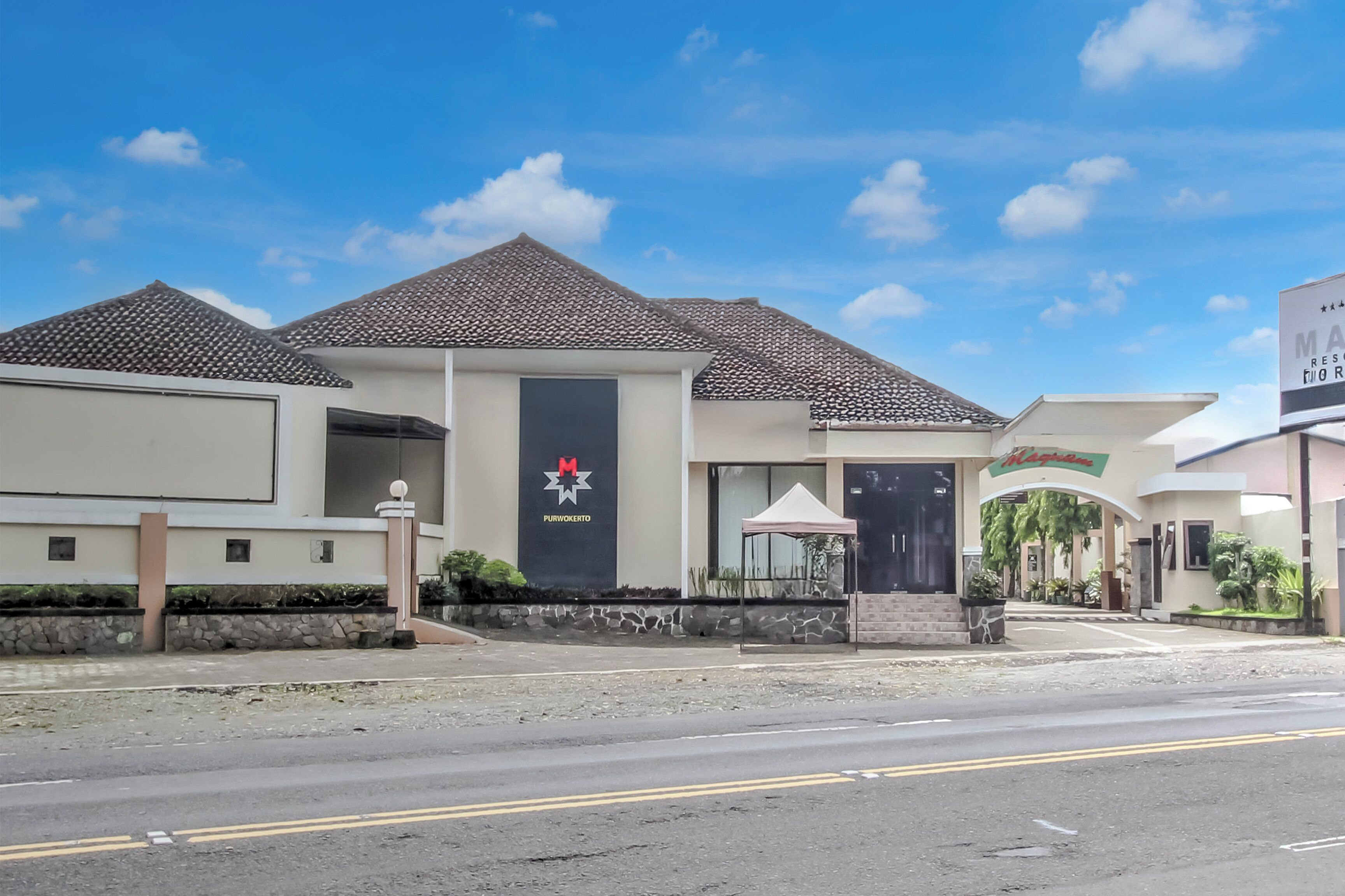 Bagian depan properti