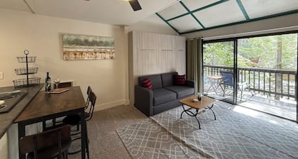 Adorable 1-bedroom condo in Shaver Lake perfect for relaxing stays