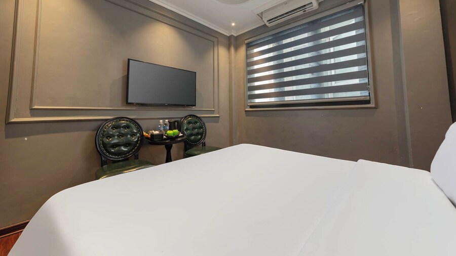 Hanoi Sense Legend Hotel & Travel